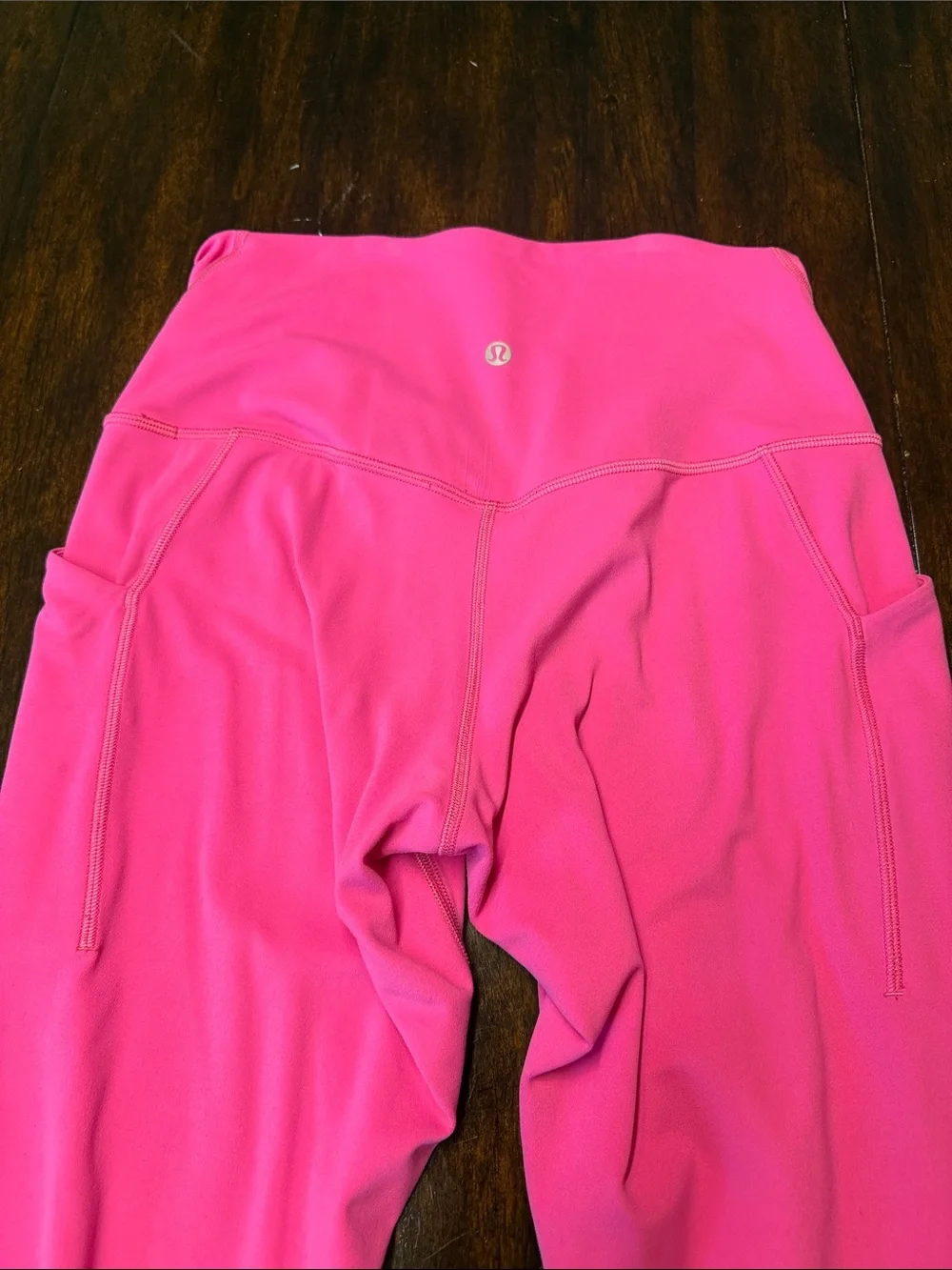 lululemon athletica Hot Pink Women's HR 25” Size 8 Leggings